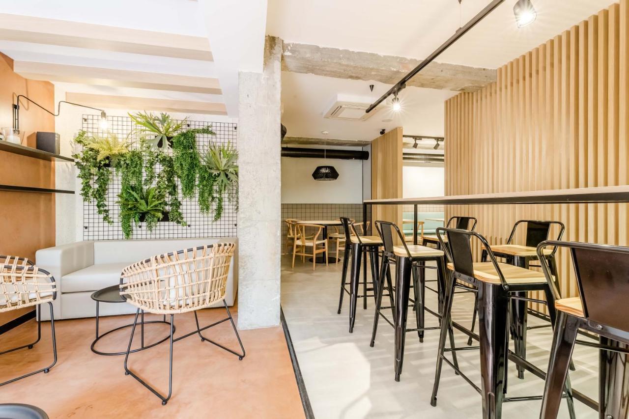 Hospedium H Cabo Sport Hotel Финистере Екстериор снимка